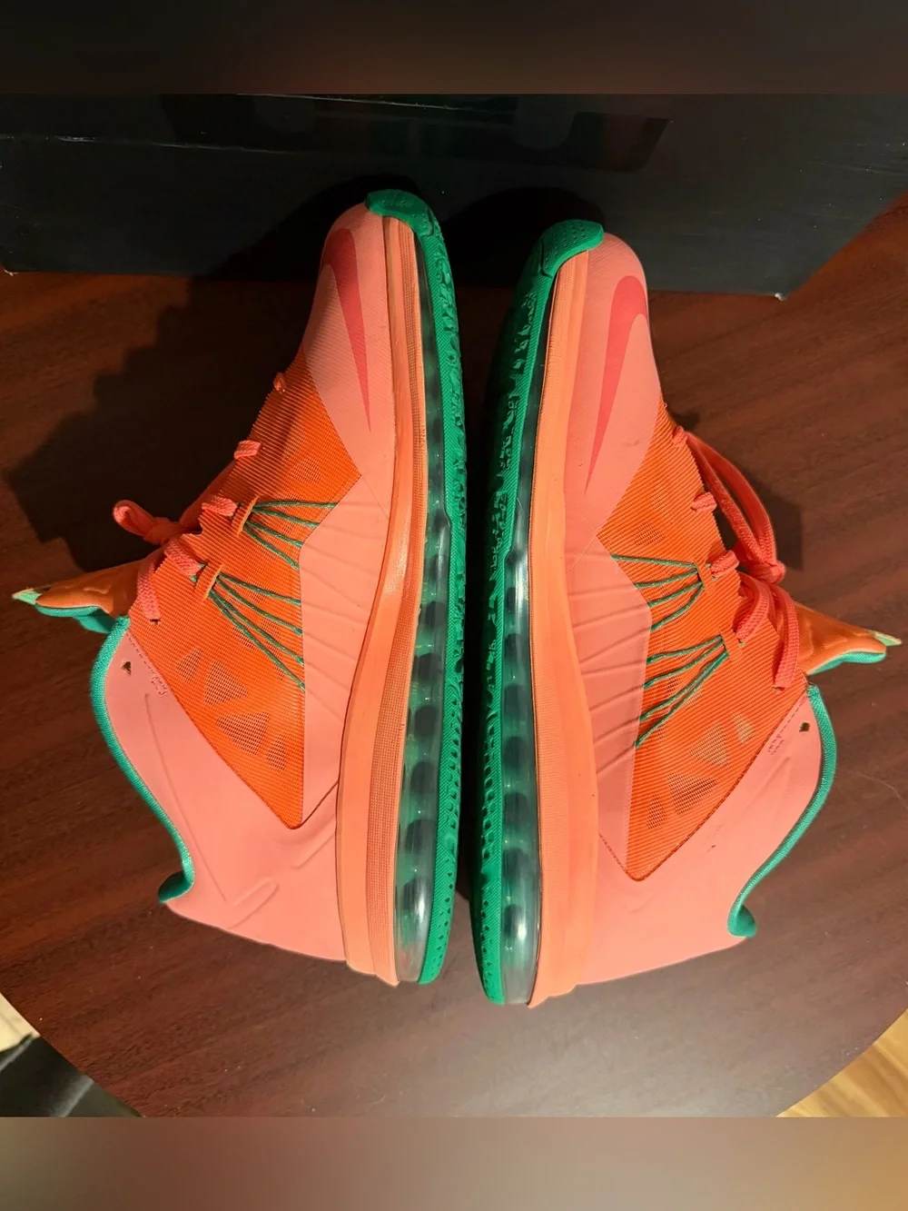 Nike Lebron lebron low